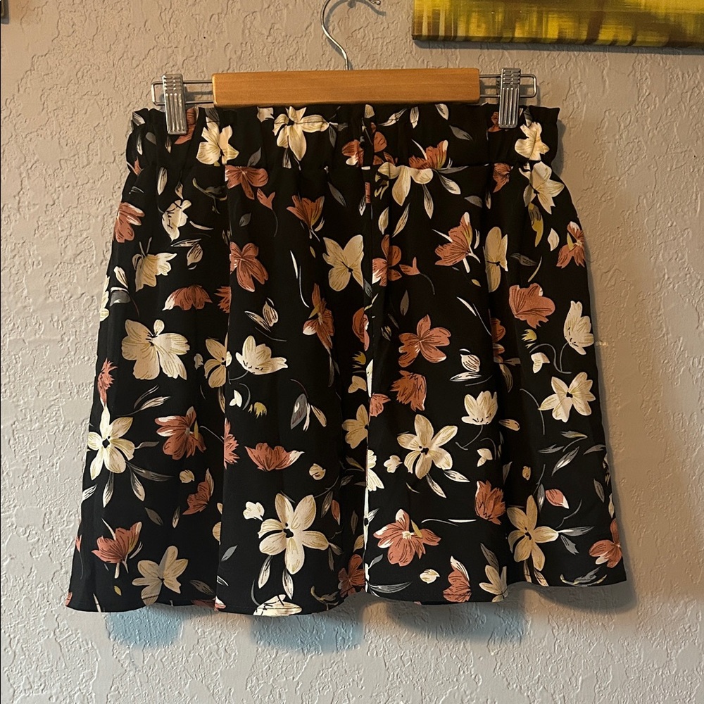 SHEIN Black Skirt with Floral Design